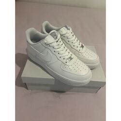 Baskets basses Nike Basket nike