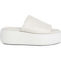 Chaussons / Pantoufles sur Grenoble : Chaussons Calvin Klein Jeans flatform slide