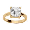 Bague en plaqu&eacute; or avec oxyde carr&eacute; 8mm blanc serti 4 griffes