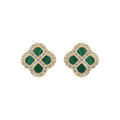 Boucles d'oreille tige en argent dor&eacute; motif tr&egrave;fle malachite v&eacute;ritable, contour avec oxydes blancs