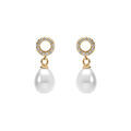 Boucles d'oreille tige en argent dor&eacute; cercle oxydes blancs sertis et perle blanche imitation pendante Artemare