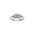 Bague en argent rhodi&eacute; avec oxyde blanc serti 7mm et trois oxydes sur les cot&eacute;s d'1.8mm Artemare