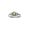 Bague en argent rhodi&eacute; avec oxyde serti forme carr&eacute; vert et entourage blanc Artemare