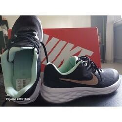 Baskets basses Nike Baskets nike revolution