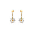 Boucles d'oreille tige en acier dor&eacute; jaune pendante avec fleur perles blanches imitation