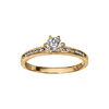 Bague en vermeil avec oxyde blanc serti 6 griffes et sertissage d'oxydes blancs sur le dessus de l'anneau