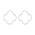 Boucles d'oreille sur Artemare : Cr&eacute;oles argent rhodi&eacute; motif tr&egrave;fle 54mm