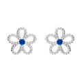 Boucles d'oreille tige en argent rhodi&eacute; fleur ajour&eacute;e par&eacute;e d'oxydes blancs et oxyde bleu central