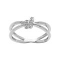 Bague en argent rhodi&eacute; crois&eacute;e avec solitaire deux rangs d'oxydes blancs sertis Artemare