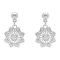 Boucles d'oreille pendantes tige en argent rhodi&eacute; forme motif fleur ajour&eacute;e avec oxydes blancs sertis Artemare