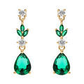 Boucles d'oreille pendante tige en vermeil motif feuille avec oxydes vert et blanc