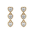 Boucles d'oreille sur Artemare : Boucles d'oreille pendante tige en vermeil trois coeurs avec oxydes blancs