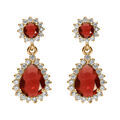 Boucles d'oreille sur Artemare : Boucles d'oreille tige en vermeil goutte oxydes rouge et halo d'oxydes blancs sertis