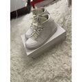 Baskets montantes Nike basket jordan one blanche