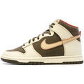Baskets basses Nike FB8892-200