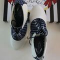 Derbies Lola Ramona Escarpins r&eacute;tro navy Blanc