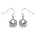 Boucles d'oreilles pendantes en argent disque martel&eacute; suspendu et fermoir crochet Artemare