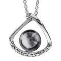 Colliers sur Artemare : Collier en argent rhodi&eacute; cha&icirc;ne avec pendentif forme arrondie ouverte avec perle grise de synth&egrave;se 40cm + 4cm