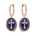Boucles d'oreille sur Artemare : Cr&eacute;oles en acier et PVD rose fantaisie avec pampille Croix sur fond bleu nuit