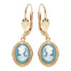 Boucles d'oreille en plaqu&eacute; or Cam&eacute;e sur fond turquoise avec fermoir dormeuse