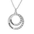 Colliers sur Artemare : Collier en argent platin&eacute; cha&icirc;ne avec pendentif double cercle pr&eacute;nom &agrave; graver et oxydes blancs sertis 42+3cm