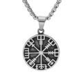 Collier en acier cha&icirc;ne avec pendentif rond patin&eacute; viking 34mm symbole rune celtique 52+5cm