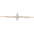 Bracelet en plaqu&eacute; or cha&icirc;ne avec fleur oxydes blancs sertis et perles blanches de synth&egrave;se 19+3cm Artemare
