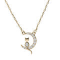 Colliers sur Artemare : Collier en plaqu&eacute; or cha&icirc;ne avec pendentif lune 10mm avec chat oxydes blancs sertis 40+4,5cm