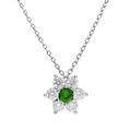 Collier en argent rhodi&eacute; cha&icirc;ne avec pendentif marguerite en oxydes vert fonc&eacute; au centre et contour blancs sertis 40+5cm