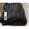Sac &agrave; main Karl Lagerfeld Sac Karl lagerfed noir neuf Noir