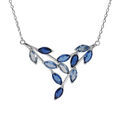 Collier en argent rhodi&eacute; motif feuillage empierr&eacute; avec oxydes bleus ciel et bleus fonc&eacute; longueur 40+5cm Artemare