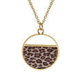 Colliers sur Artemare : Collier Stella Mia en acier dor&eacute; pendentif rond avec r&eacute;sine l&eacute;opard 45+5cm