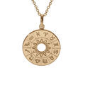 Collier en plaqu&eacute; or disque &eacute;vid&eacute;e calendrier astrologie et soleil 42+3cm