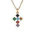 Collier en plaqu&eacute; or pendentif croix 15x10mm oxydes multi couleurs sertis 40+5cm