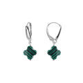 Boucles d'oreille sur Artemare : Boucles d'oreille tige en argent rhodi&eacute; tr&egrave;fle en verre facet&eacute; vert