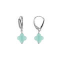 Boucles d'oreille tige en argent rhodi&eacute; tr&egrave;fle en verre facet&eacute; vert clair Artemare