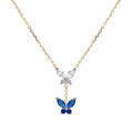 Collier en argent dor&eacute; deux papillons d'oxydes blanc et bleu fonc&eacute; sertis, 38+5cm