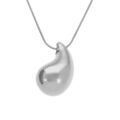 Colliers sur Artemare : Collier en acier pendentif grande goutte incurv&eacute;e (dim 33mm x 18 mm) 41+5cm
