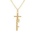 Collier en plaqu&eacute; or pr&eacute;nom lettre anglaise en vertical decoup&eacute; au laser avec croix - 40cm