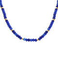 Colliers sur Artemare : Collier avec agates bleues v&eacute;ritables et boules facet&eacute;es en acier dor&eacute; 38+5cm