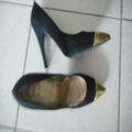 Chaussures &agrave; talons femme sur Grenoble : Chaussures escarpins Mango Escarpins Mango daim noir, bout dor&eacute; Noir