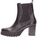 Boots CallagHan -