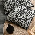 D&eacute;coration sur La Talaudi&egrave;re : Coreme Coussin gu&eacute;pard carr&eacute;