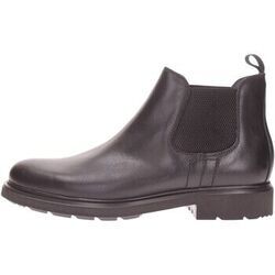 Boots CallagHan -
