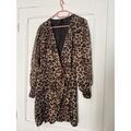 Robe courte Elli White Robe portefeuille imprim&eacute; animal Grenoble