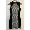 Robe courte H&M Robe noire cintr&eacute;e Noir