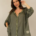 Chemises sur Grenoble : Chemise Capucine Chemise manches longues aspect d&eacute;lav&eacute; neuve &eacute;tiquette Kaki