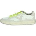 Baskets homme sur Grenoble : Baskets montantes Victoria 8806105