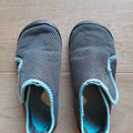 Chaussons b&eacute;b&eacute; Domyos Chaussons Domyos de D&eacute;cathlon Noir