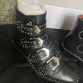 Bottes femme sur Grenoble : Bottines Givenchy Bottines Givenchy